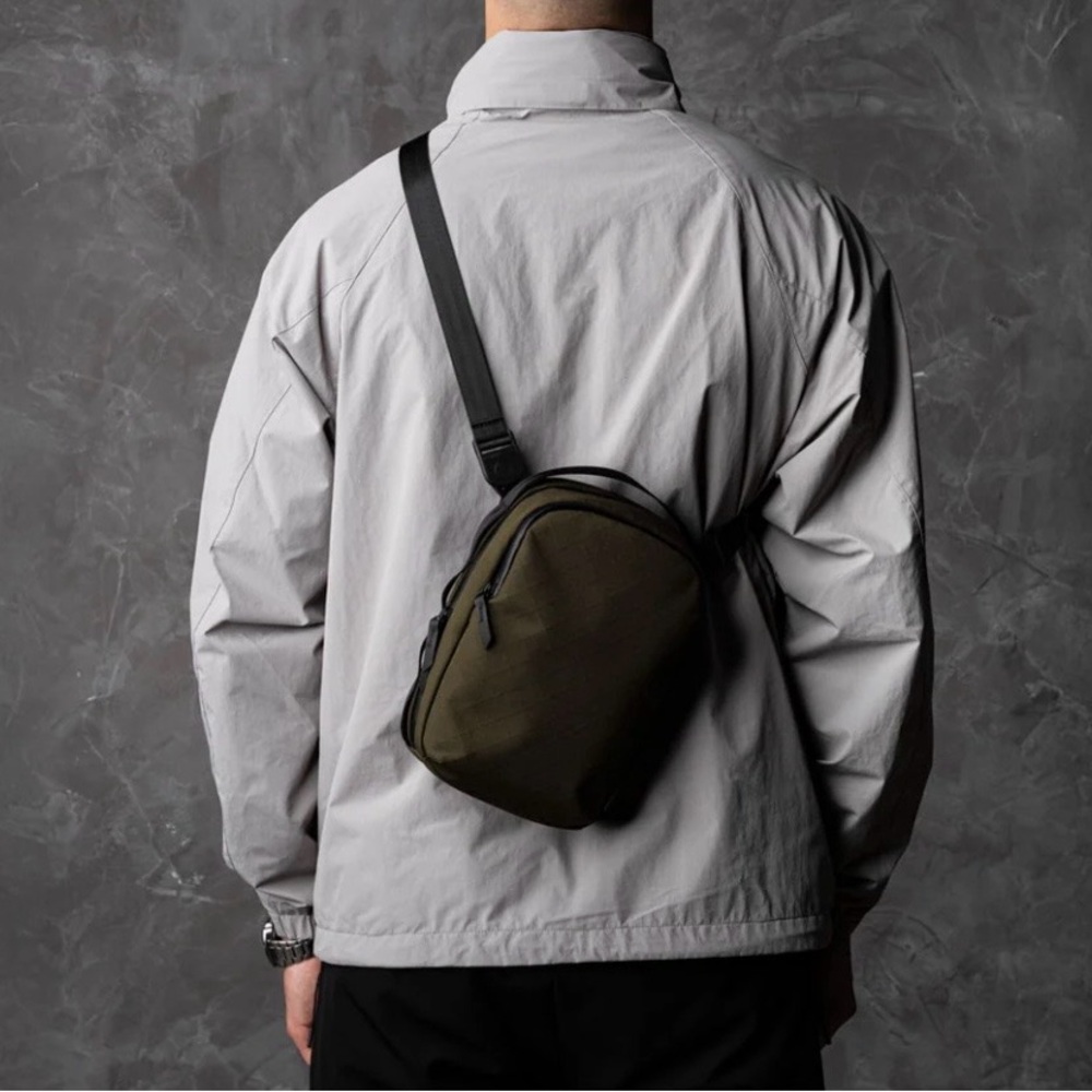 NWT ALPAKA METRO SLING MAX XPAC - A2 - Picture 3 of 16
